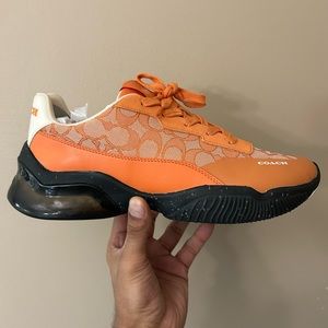 Coach City Style Runner